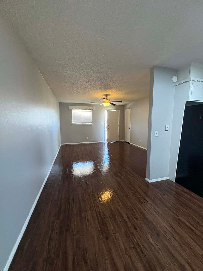 Broken Arrow Apartment: 505 West Broadway Ave