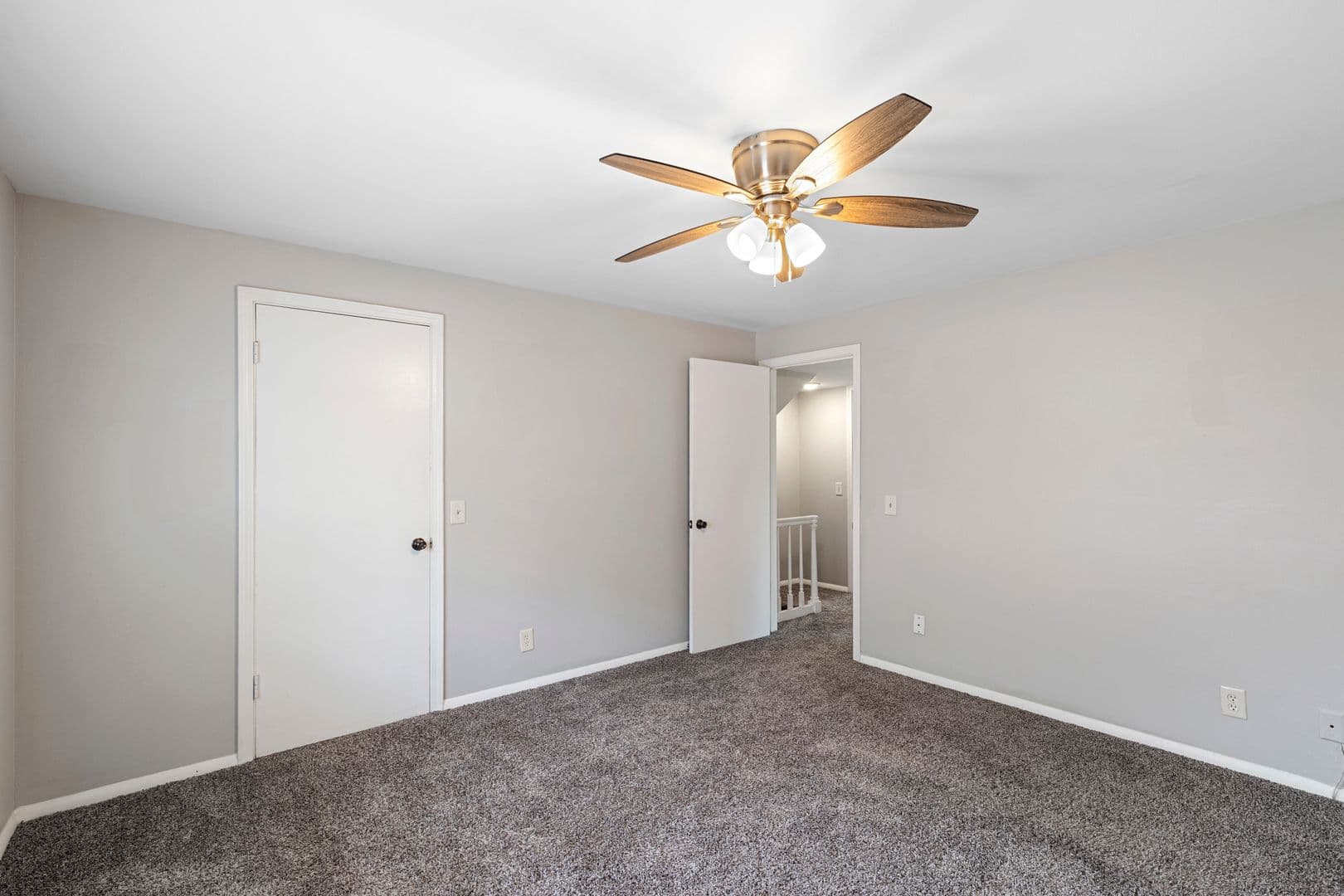 Tulsa Apartment: 3853 S. Riverside Drive