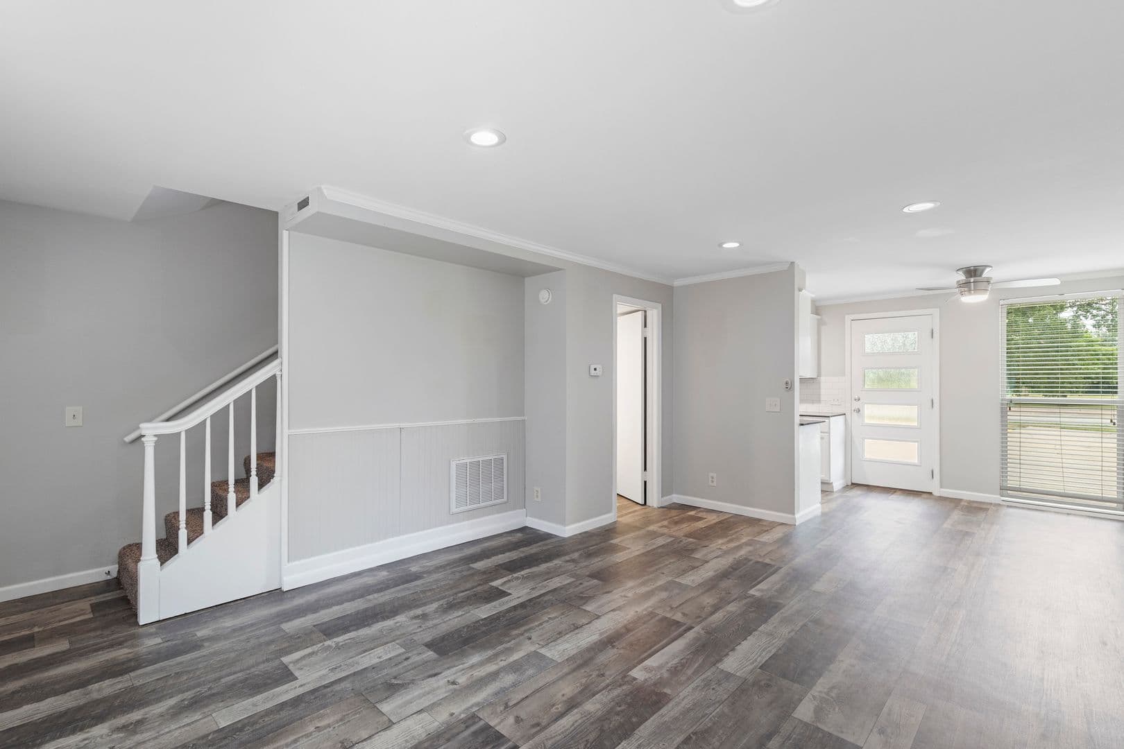 Tulsa Apartment: 3853 S. Riverside Drive