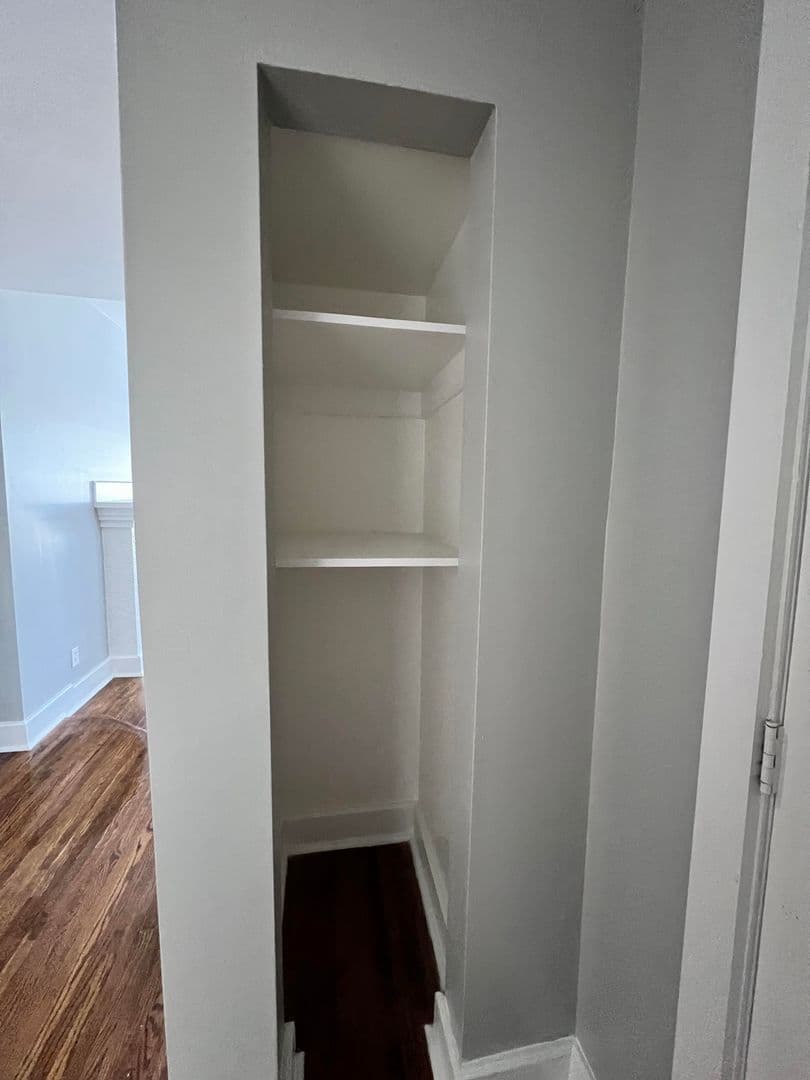 Tulsa Apartment: 1530 e 14th st
