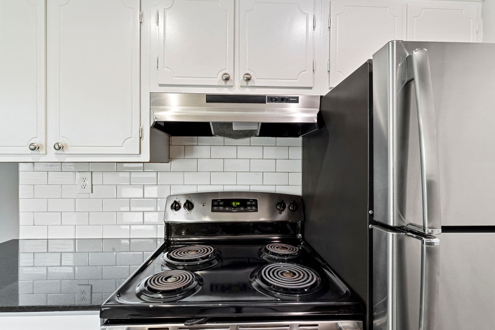 Tulsa Apartment: 3853 S. Riverside Drive