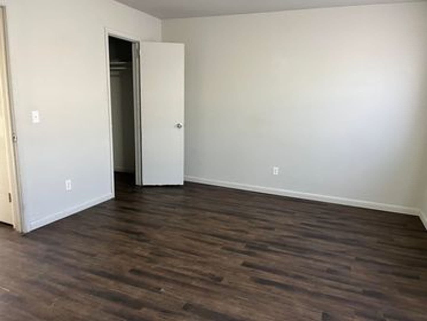 Stillwater Apartment: 1108 North Duck Street