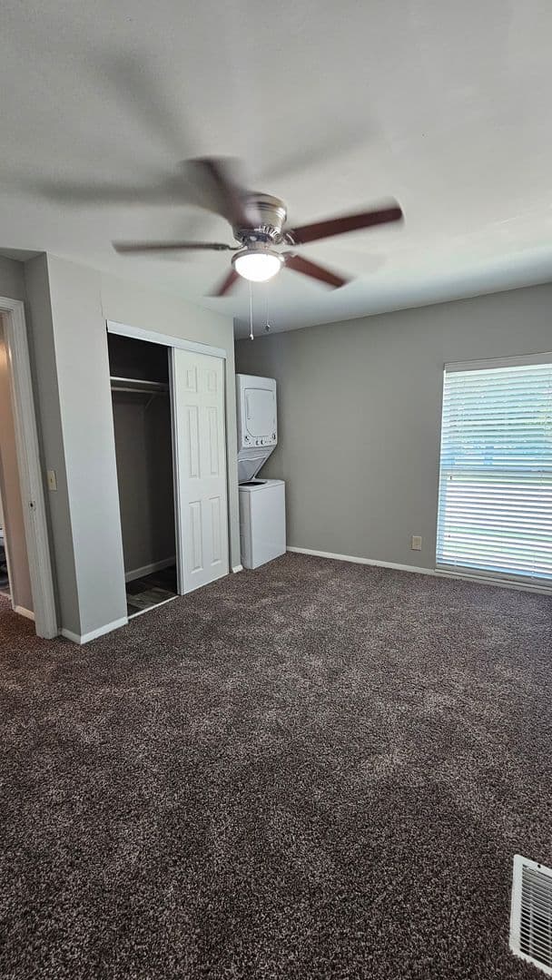 Tulsa Apartment: 3853 S. Riverside Drive