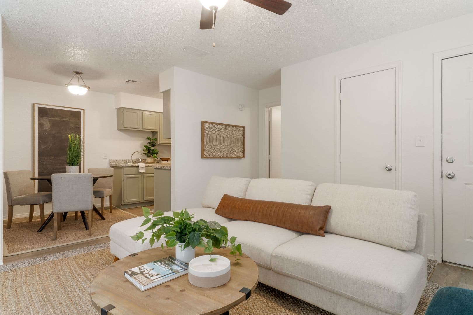 Claremore Apartment: 2090 S Lynn Riggs Blvd