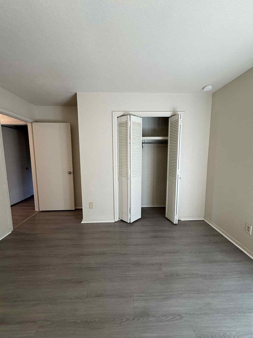 Tulsa Apartment: 3220 E 47th st