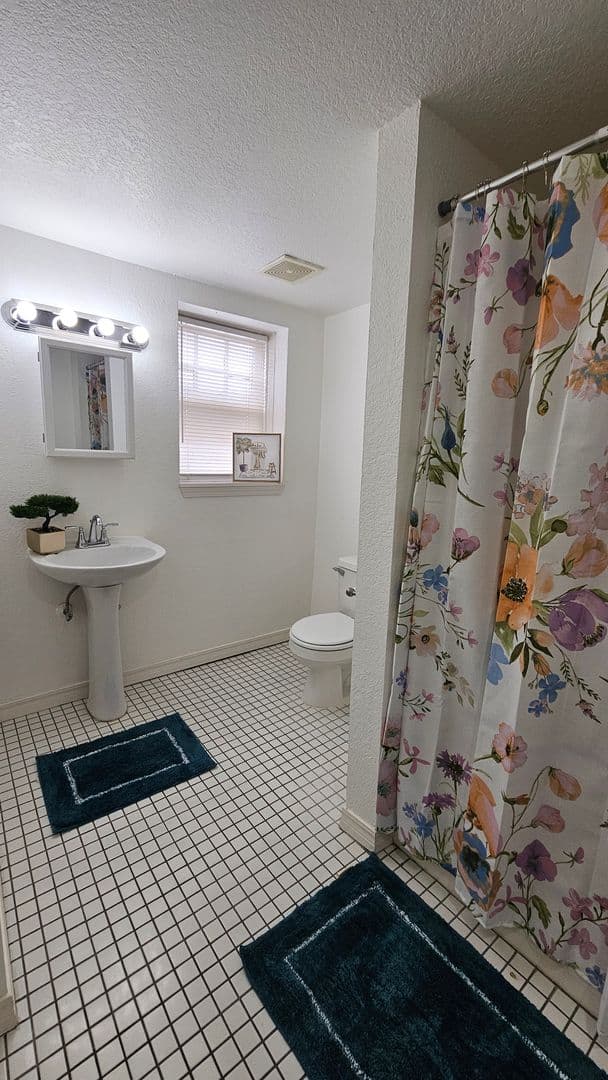 Tulsa Apartment: 1530 e 14th st