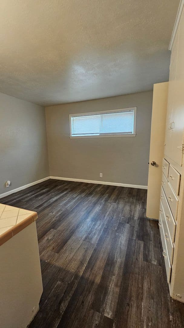 Tulsa Apartment: 1133 south Quincy ave