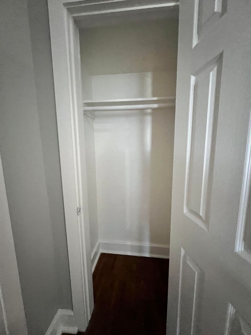 Tulsa Apartment: 1530 e 14th st