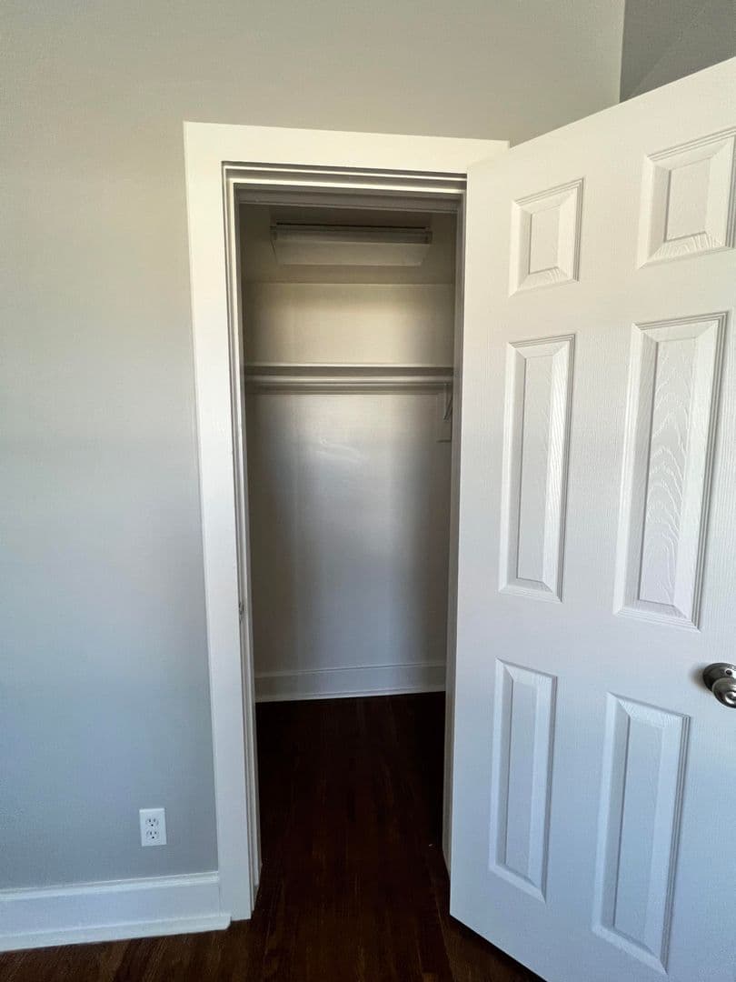 Tulsa Apartment: 1530 e 14th st
