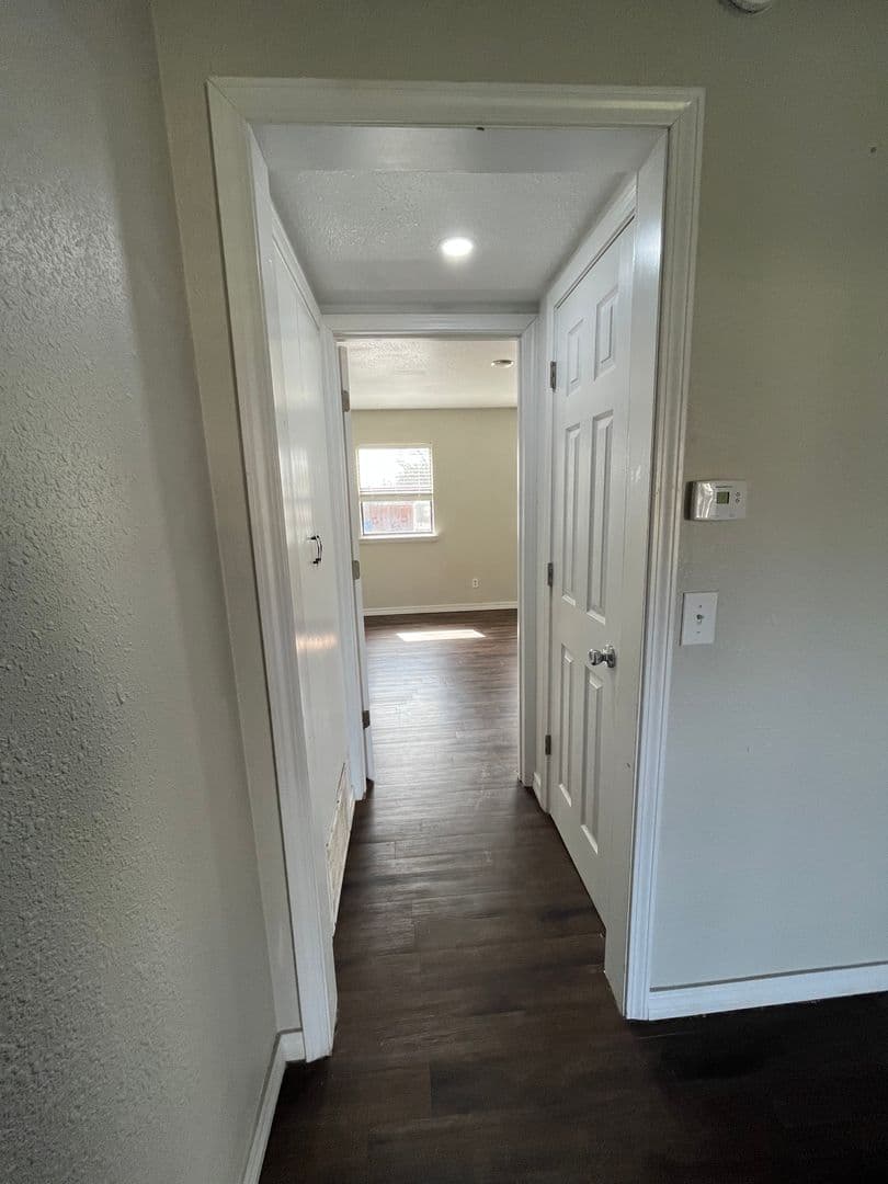 Stillwater Apartment: 1108 North Duck Street