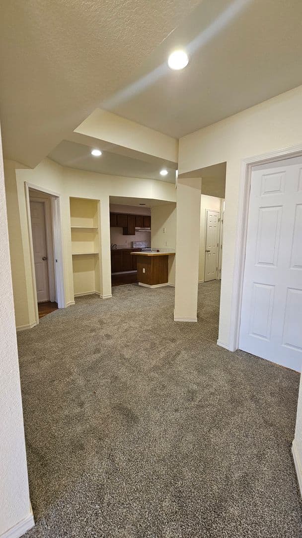 Tulsa Apartment: 1530 e 14th st