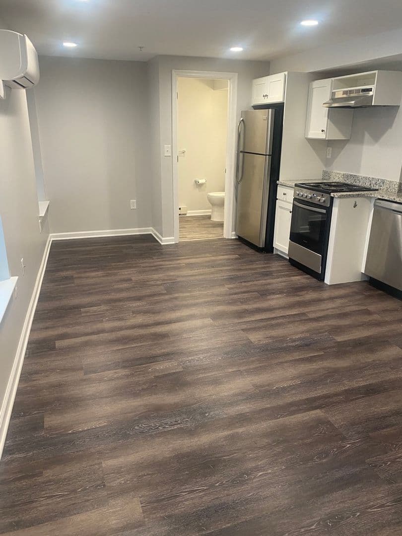 Phoenixville Apartment: 225 High St