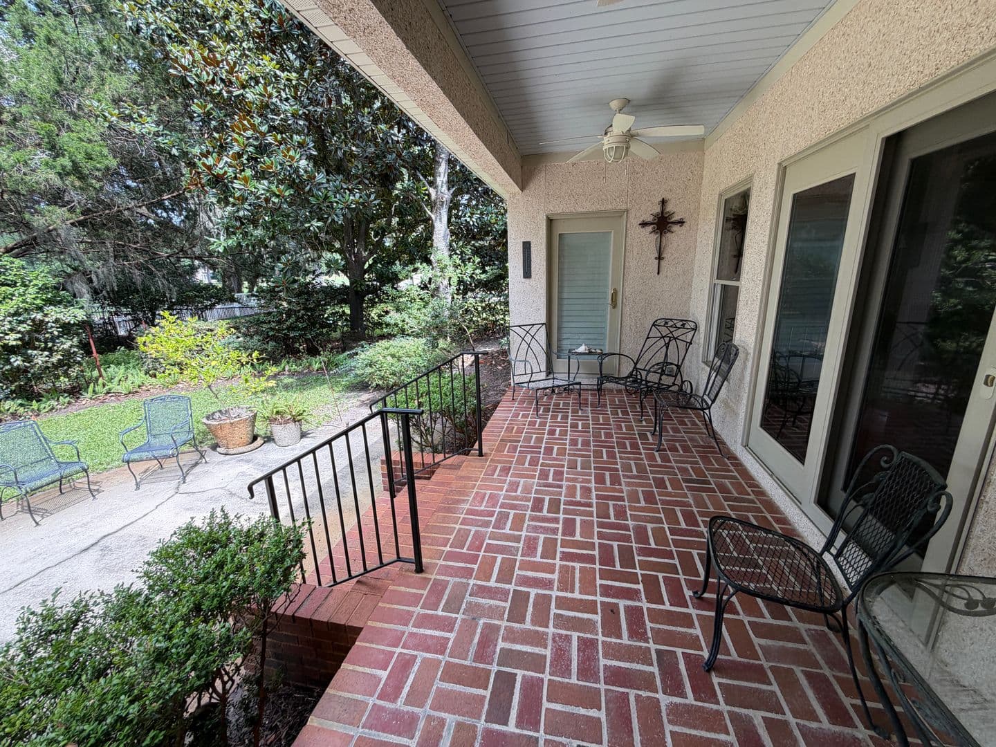 St. Simons Island House: 365 Major Wright Rd