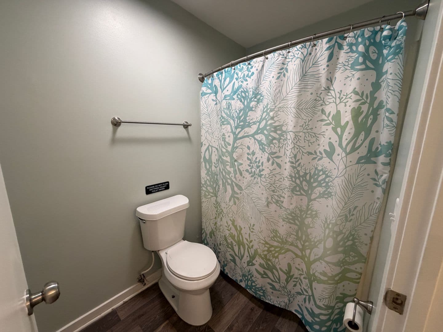 St. Simons Island House: 237 Georgia Street