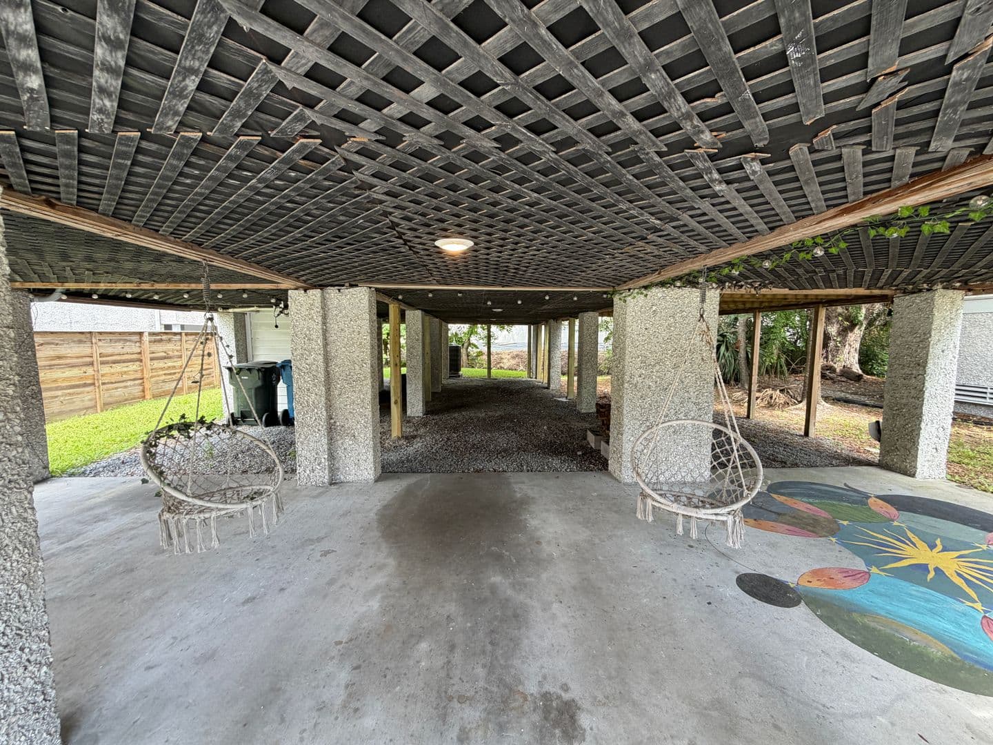 St. Simons Island House: 237 Georgia Street