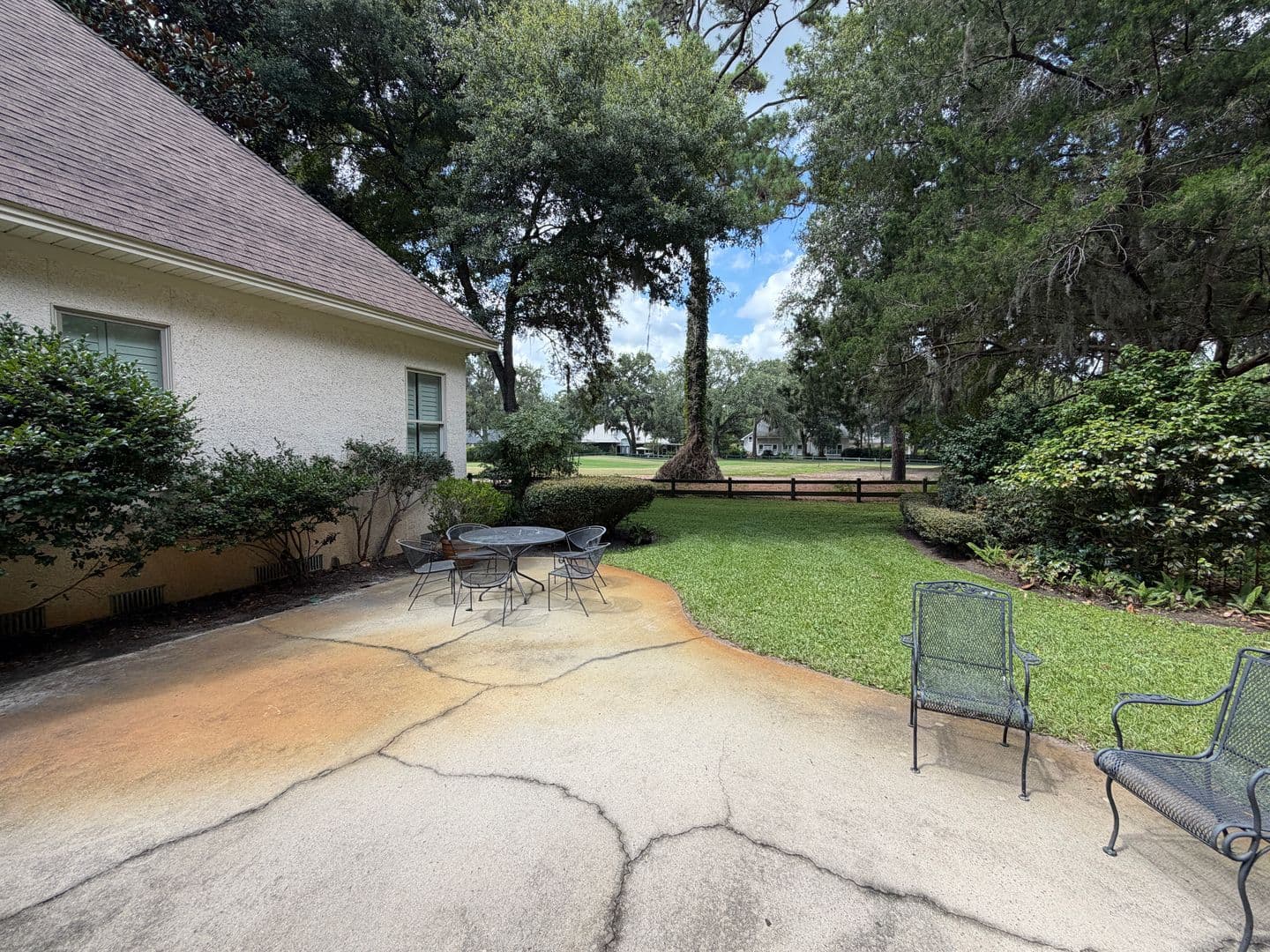 St. Simons Island House: 365 Major Wright Rd