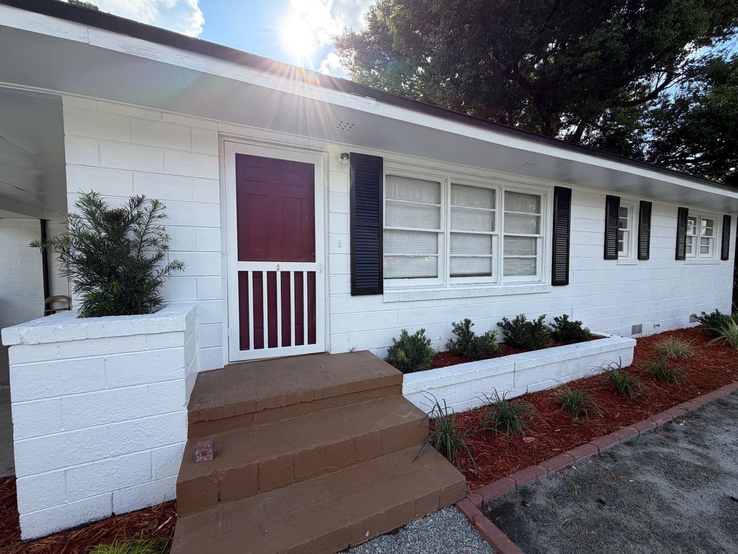 Brunswick House: 2920 Mimosa Road