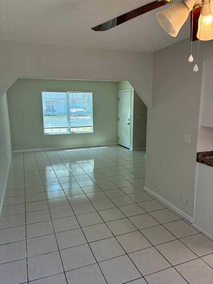 St. Marys House: 695 Douglas Drive