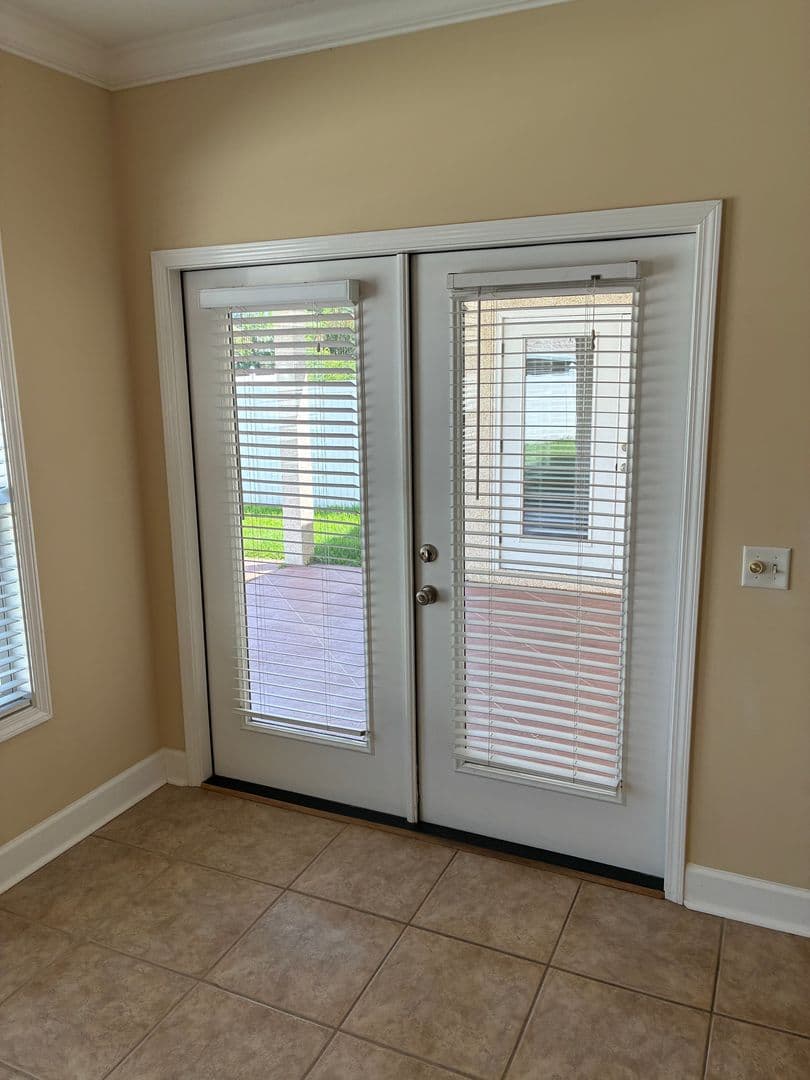 Kingsland House: 173 Austin Ryan Dr