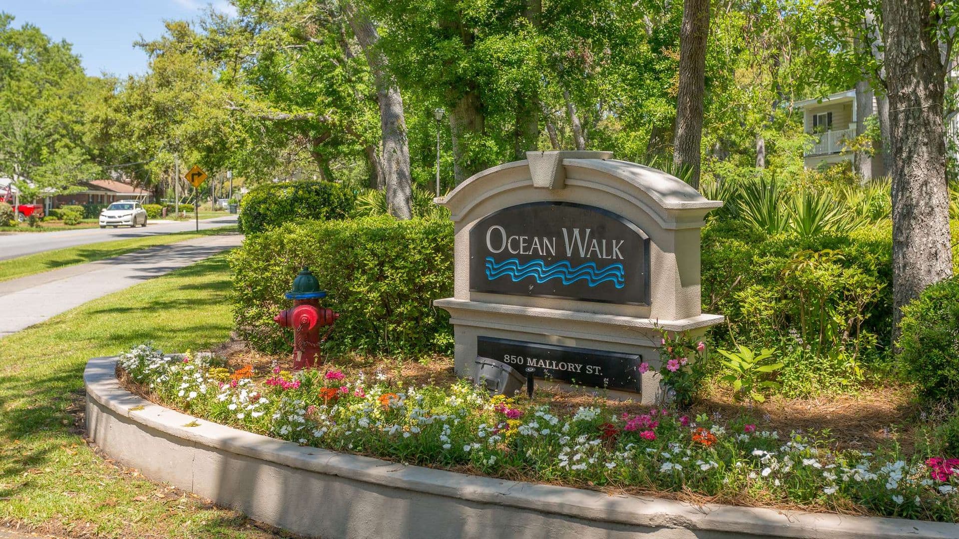 St. Simons Island Condo: 850 Mallery Street