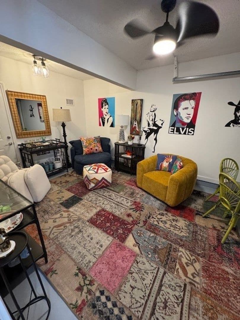 Brunswick House: 912 Newcastle Street