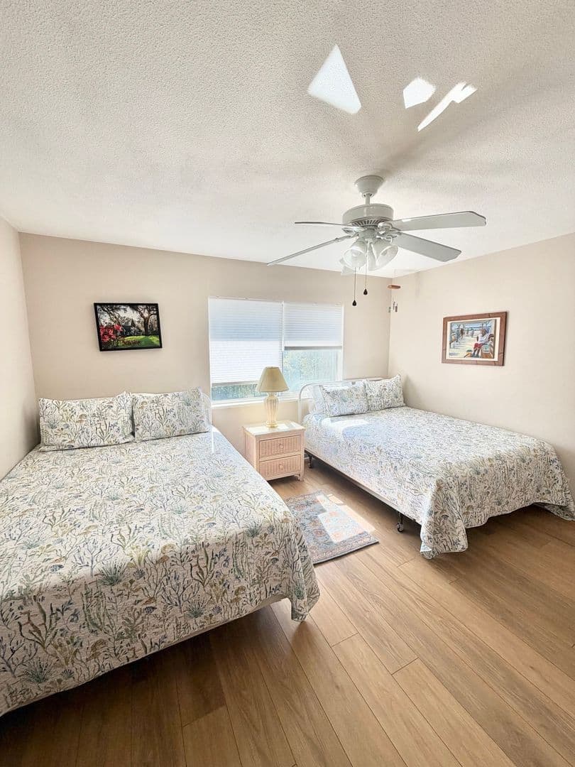 St. Simons Island Townhome: 1500 Demere Rd