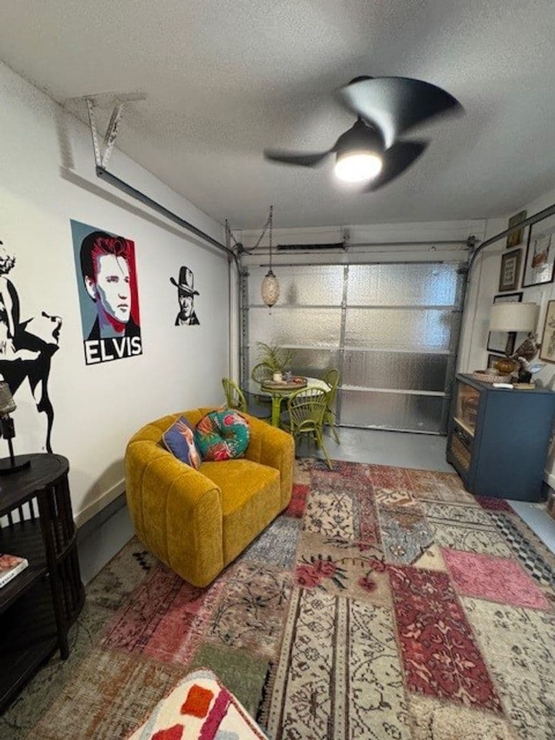 Brunswick House: 912 Newcastle Street