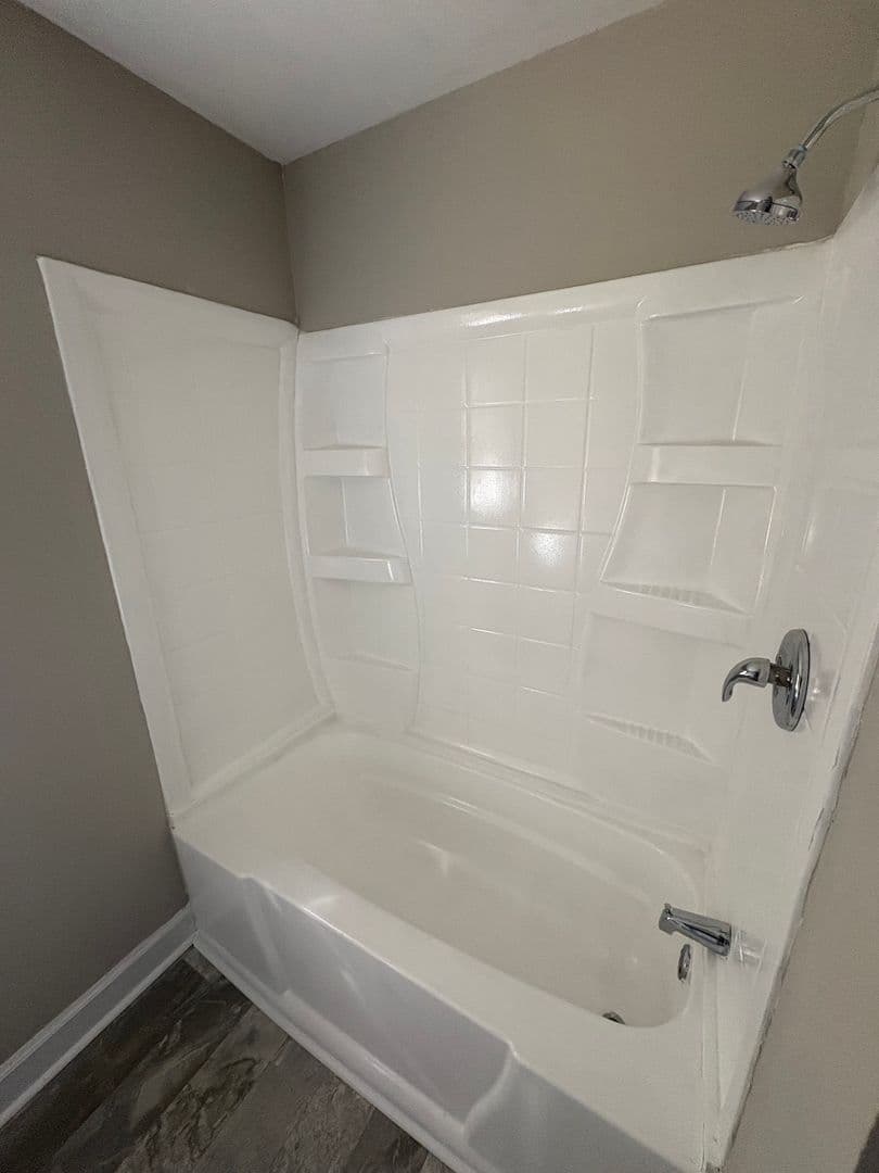 Greenville House: 14 Overbrook Rd