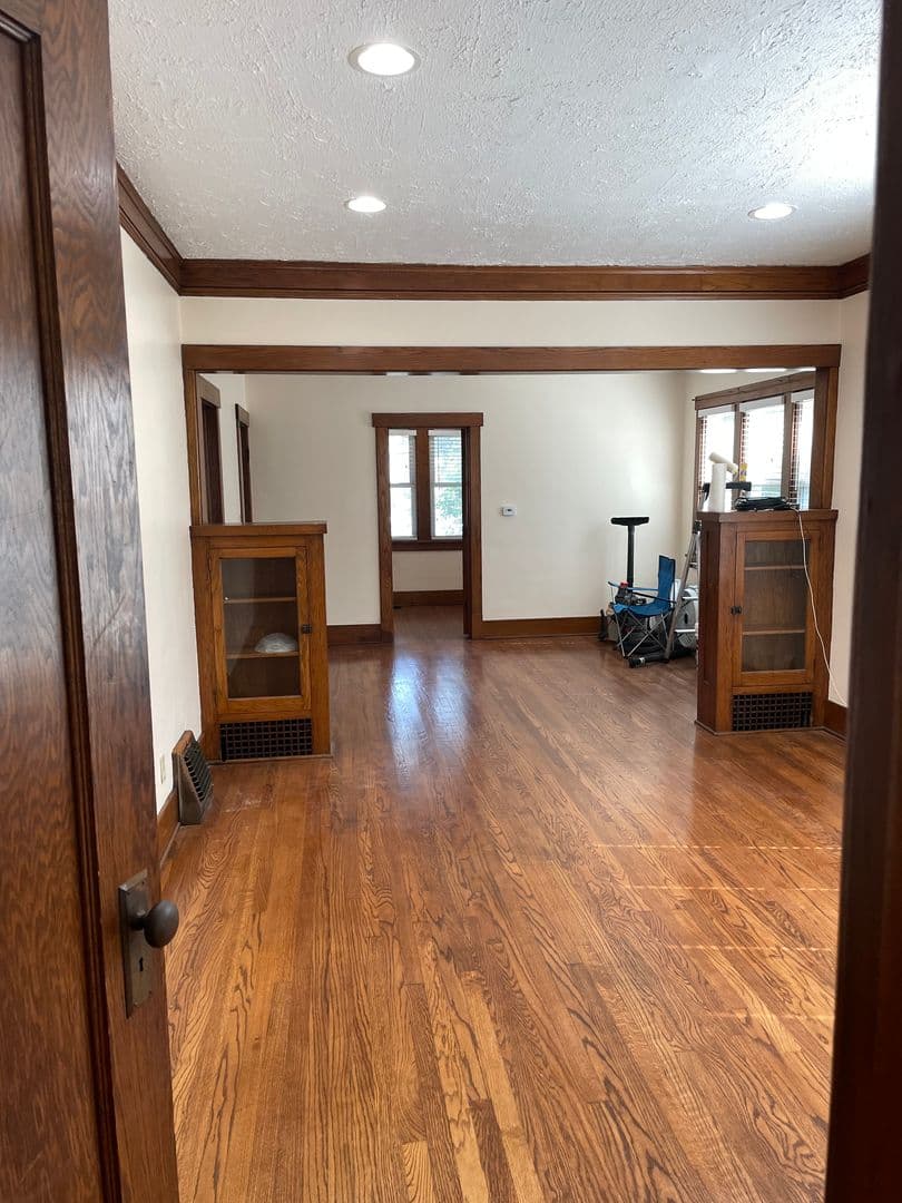 Omaha House: 4212 Marcy St.