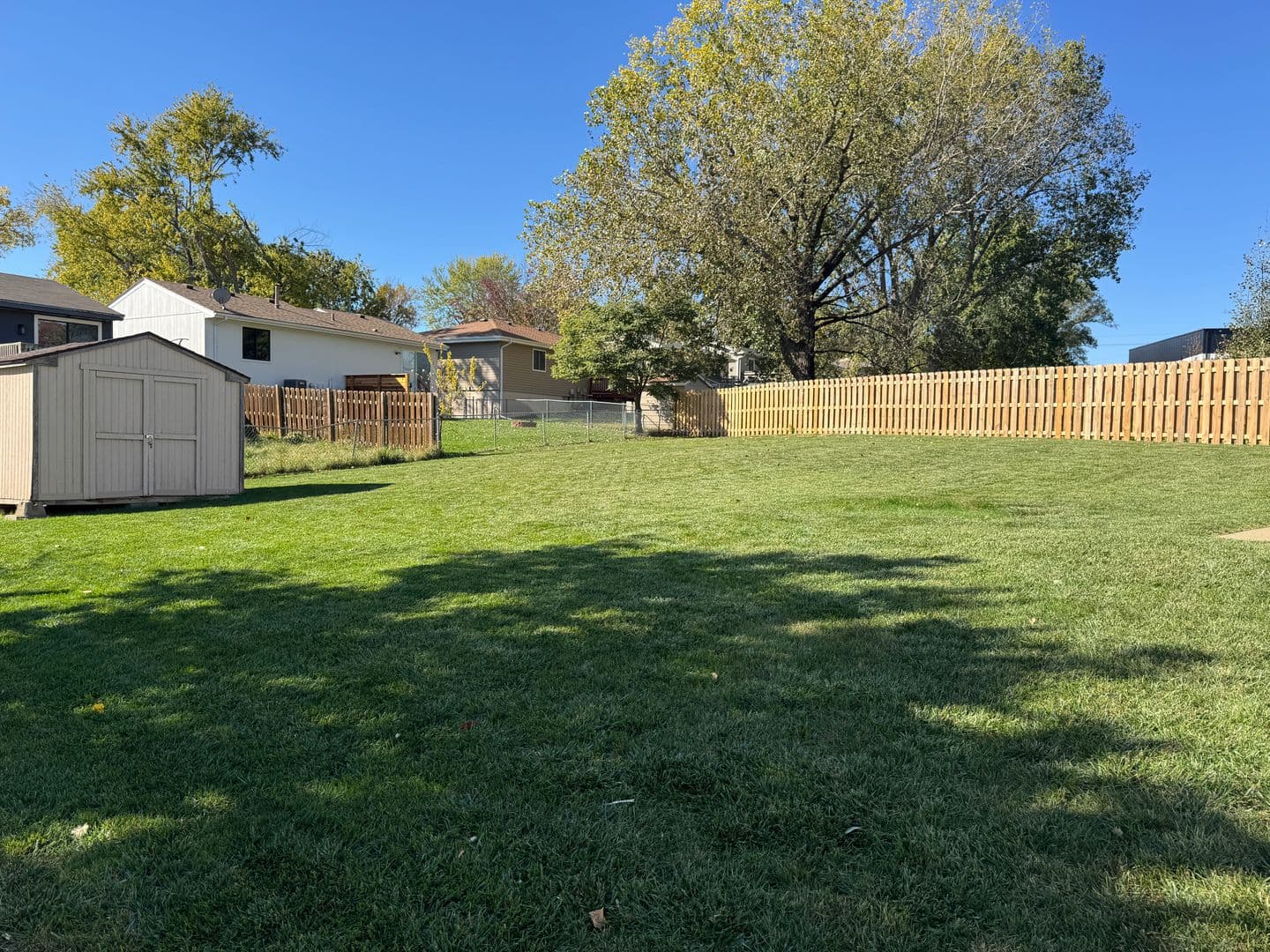 Omaha House: 12957 Camden Ave