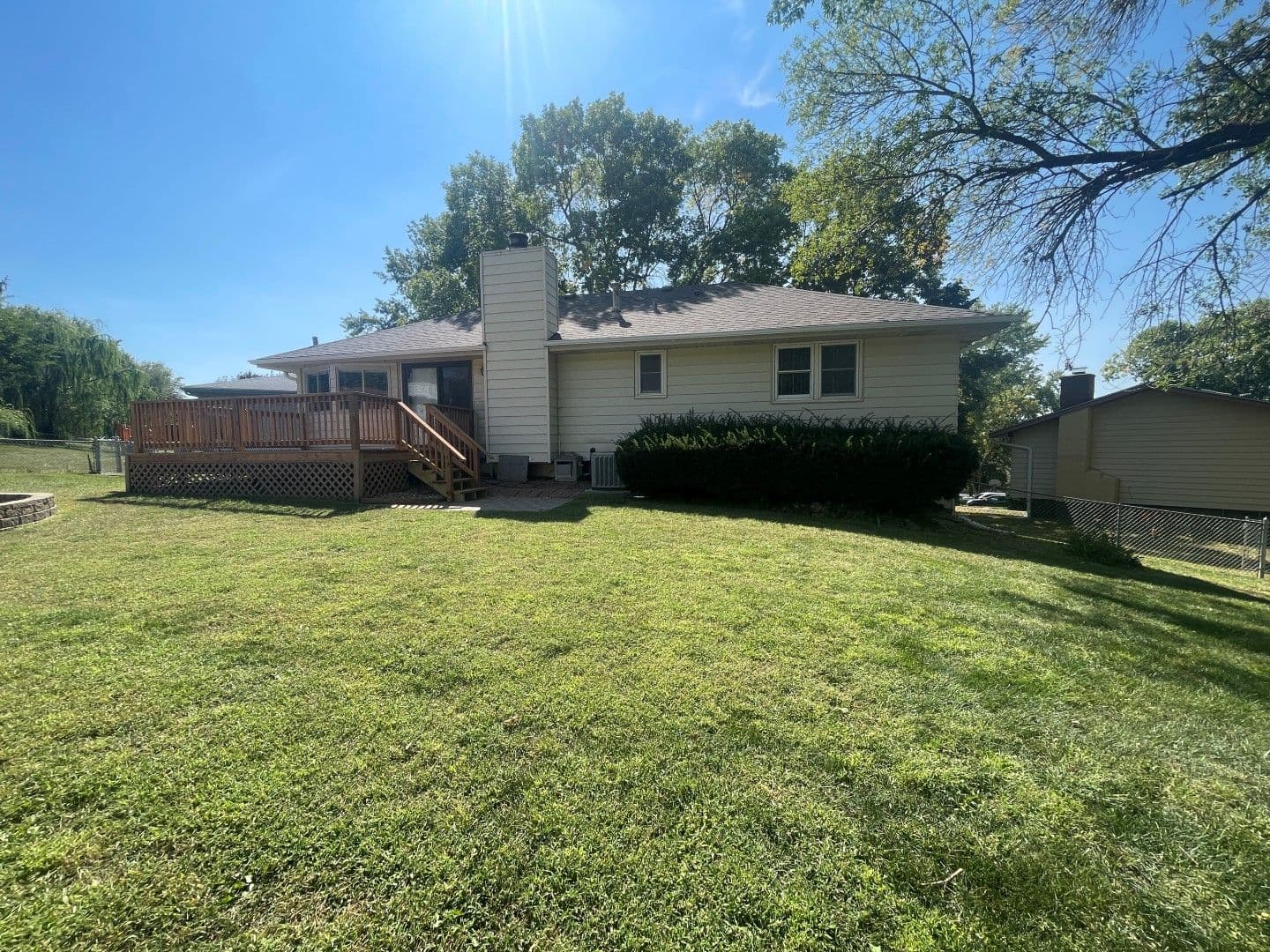 Bellevue House: 2802 Mars Cir