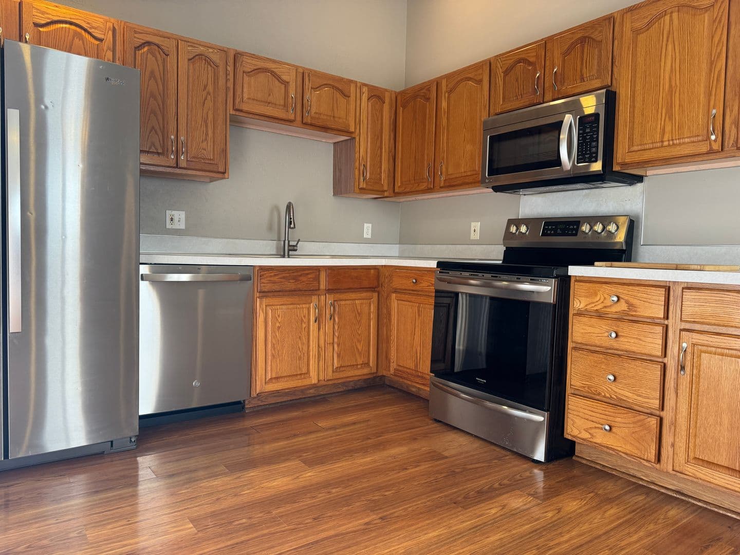Omaha House: 12957 Camden Ave