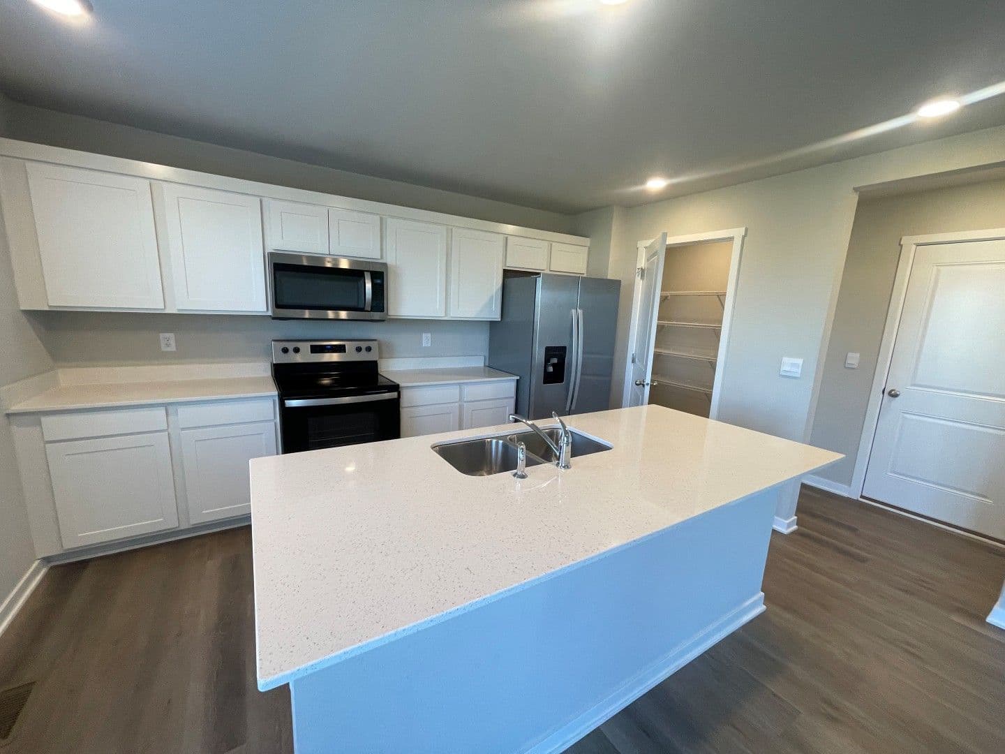 Papillion House: 11612 Port Royal Dr.