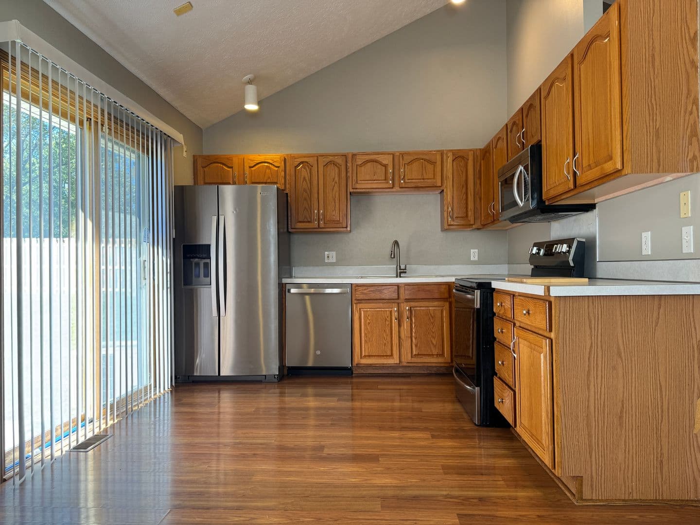 Omaha House: 12957 Camden Ave