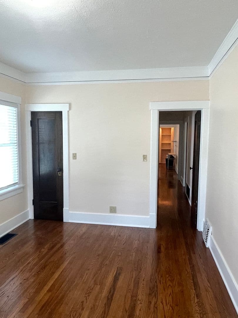 Omaha House: 4212 Marcy St.