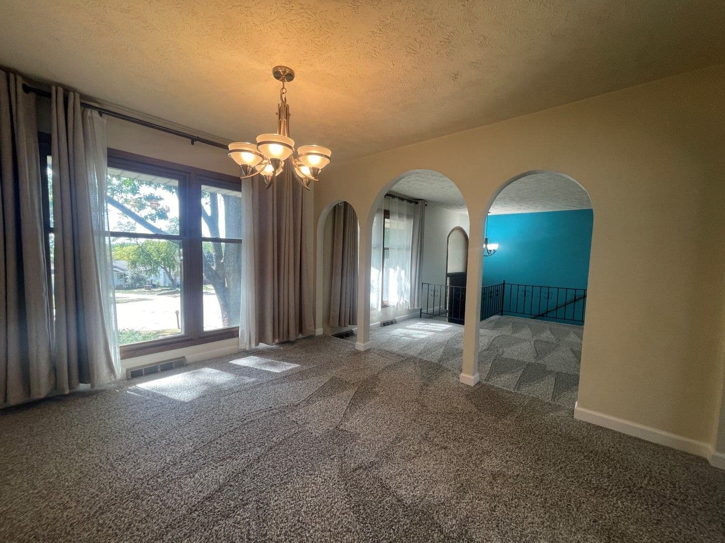 Bellevue House: 2802 Mars Cir