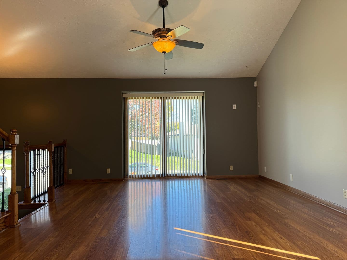 Omaha House: 12957 Camden Ave