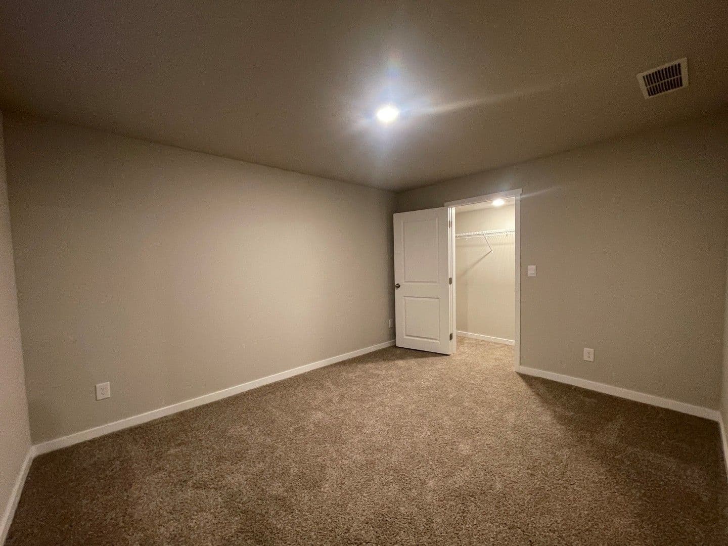 Papillion House: 11612 Port Royal Dr.