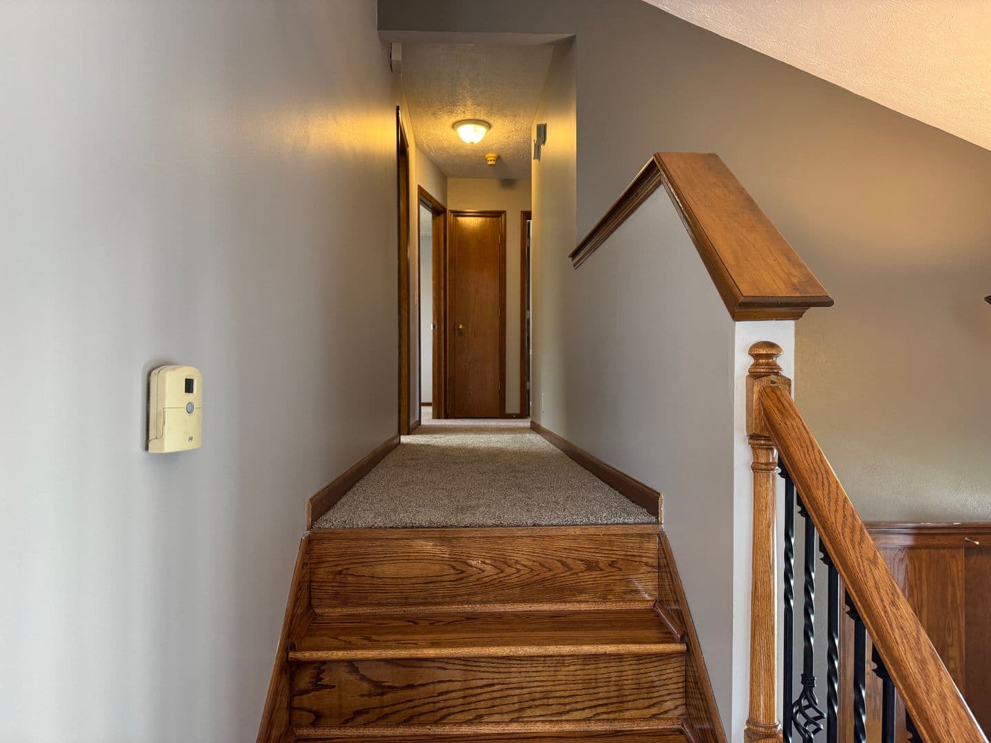 Omaha House: 12957 Camden Ave