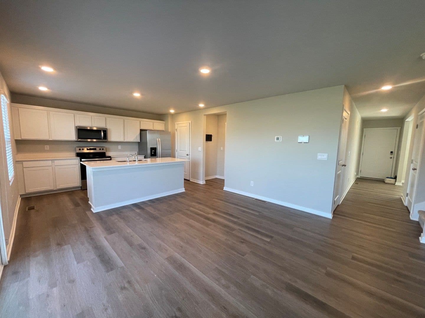 Papillion House: 11612 Port Royal Dr.