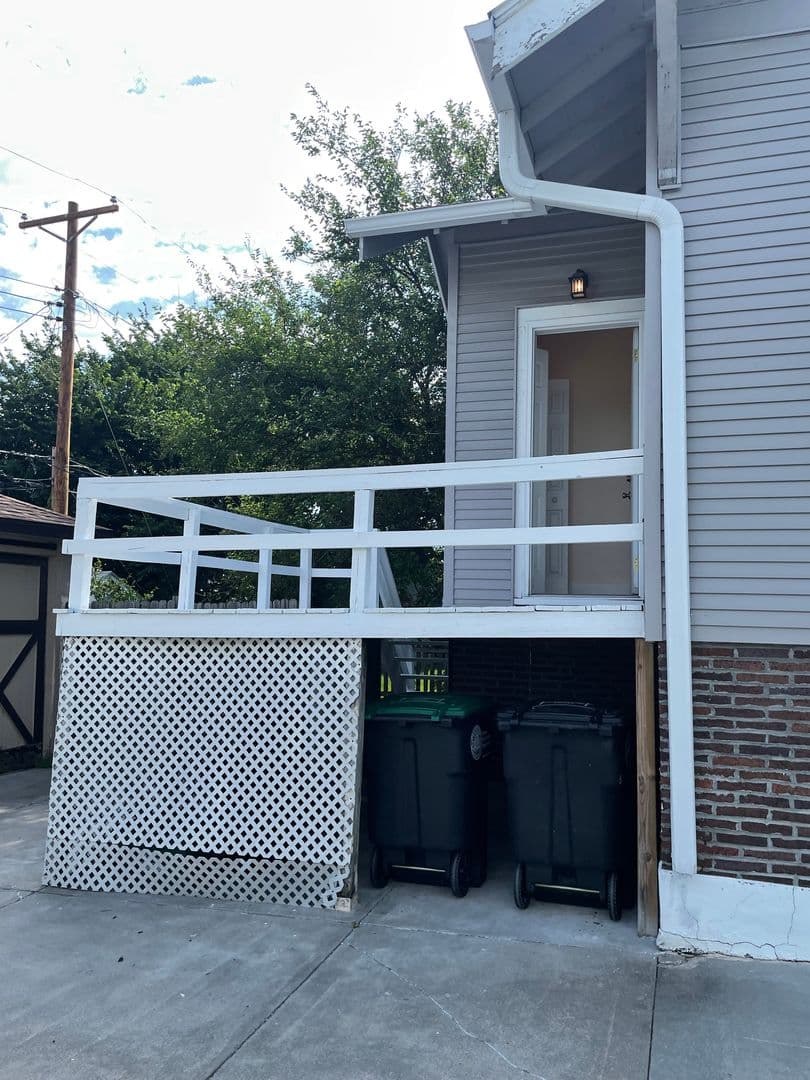 Omaha House: 4212 Marcy St.