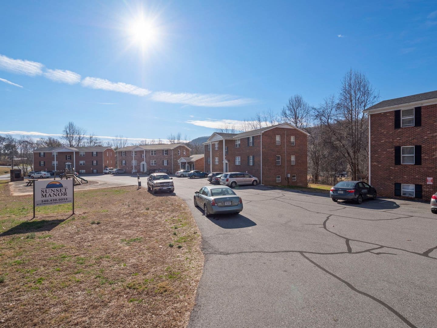 Stuart Apartment: 217 Pine St