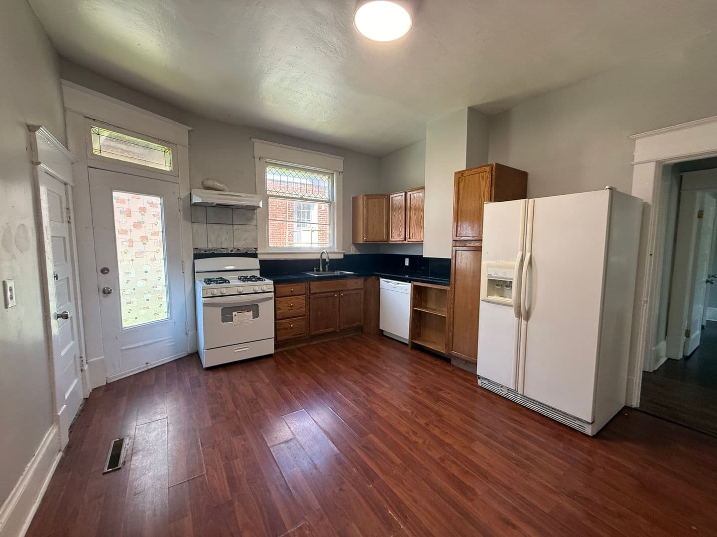 Roanoke Apartment: 813 Winona Ave SW
