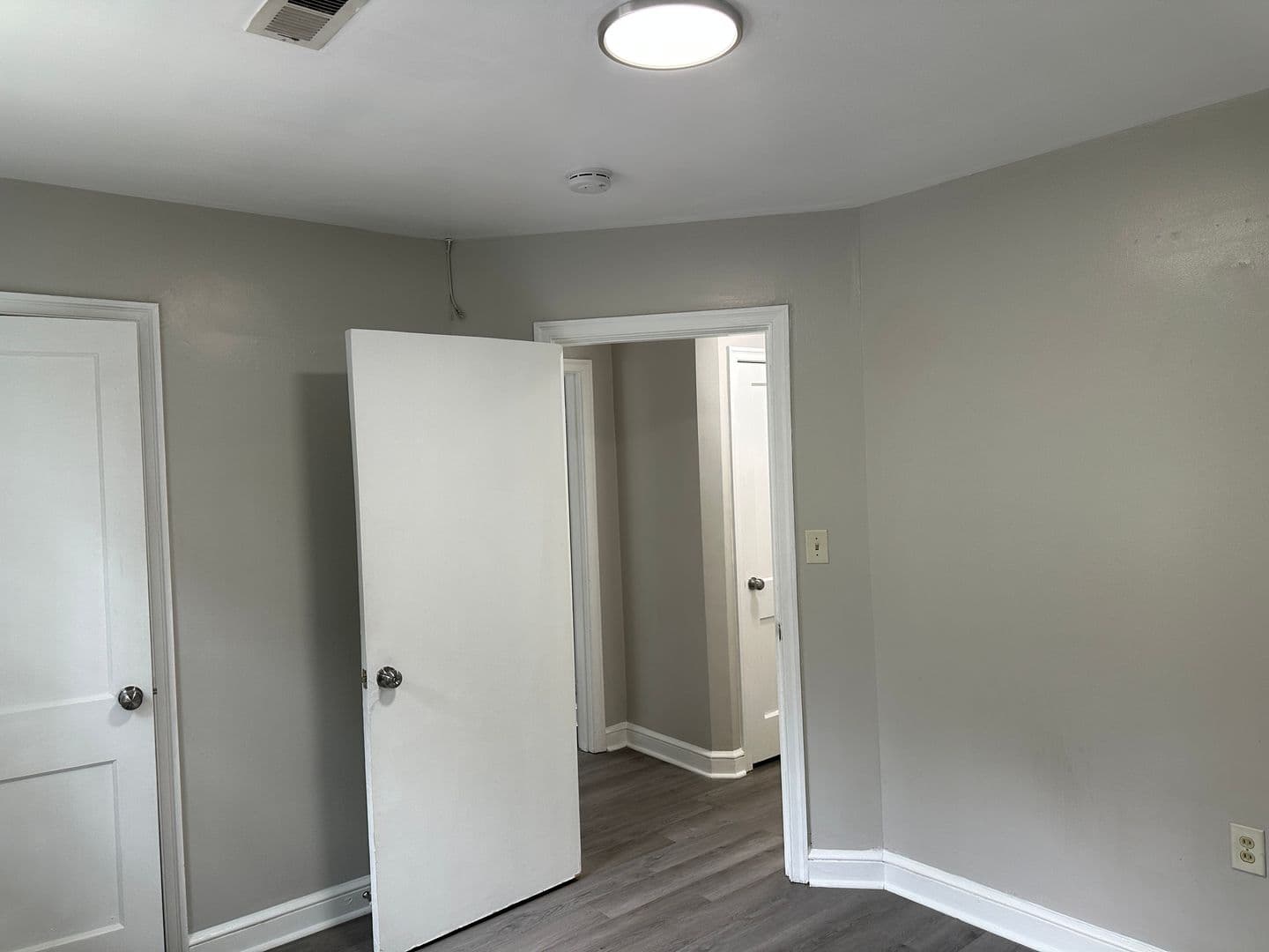 Martinsville Apartment: 509 Monroe St