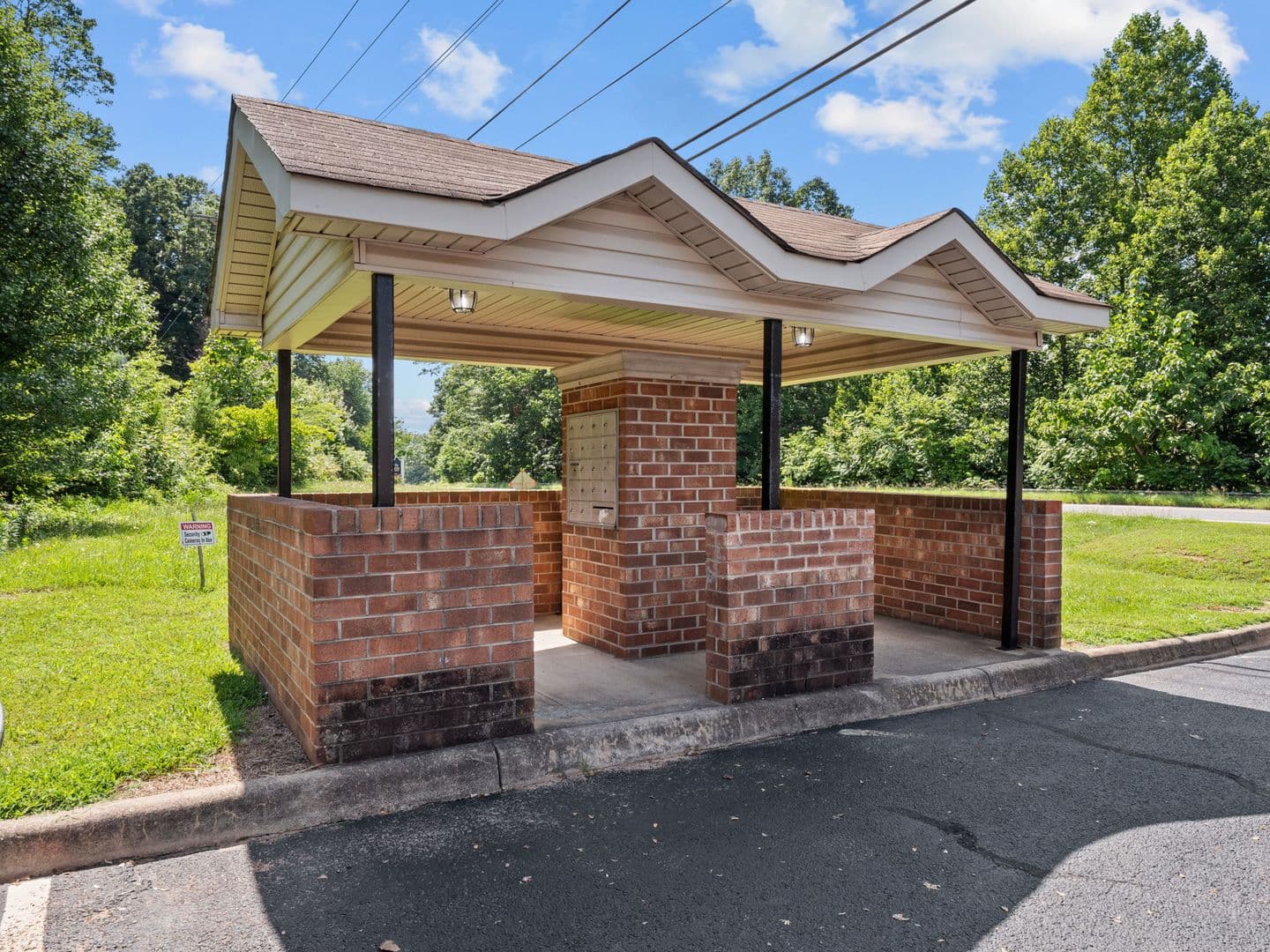 Martinsville Apartment: 50 Foxtree Dr