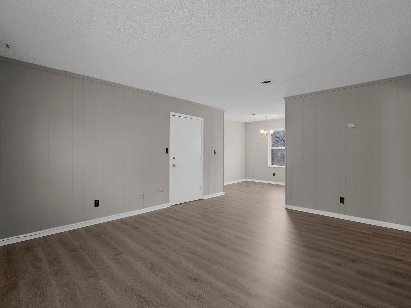 Stuart Apartment: 217 Pine St