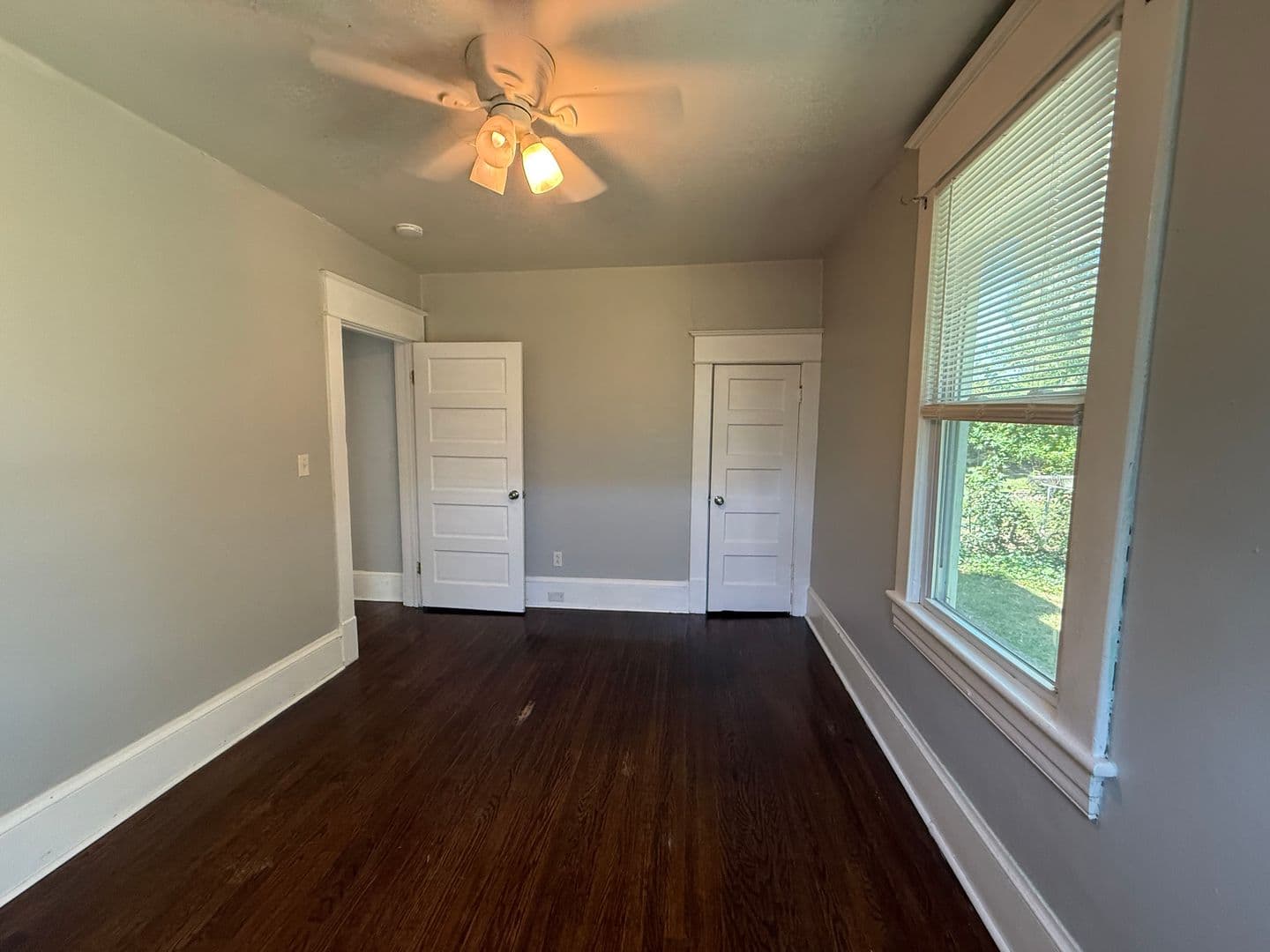 Roanoke Apartment: 813 Winona Ave SW