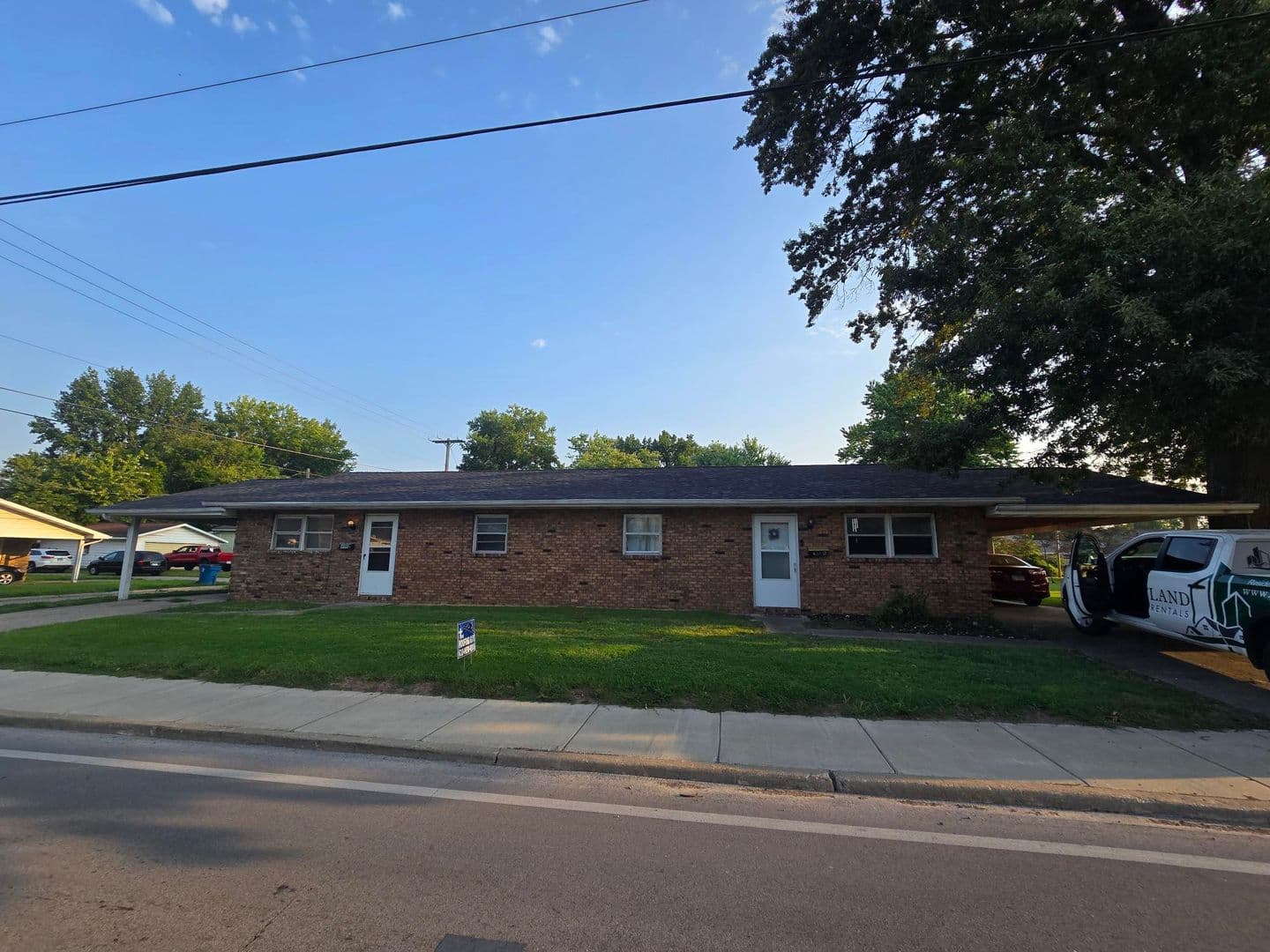 Marion Apartment: 302 E Boyton St