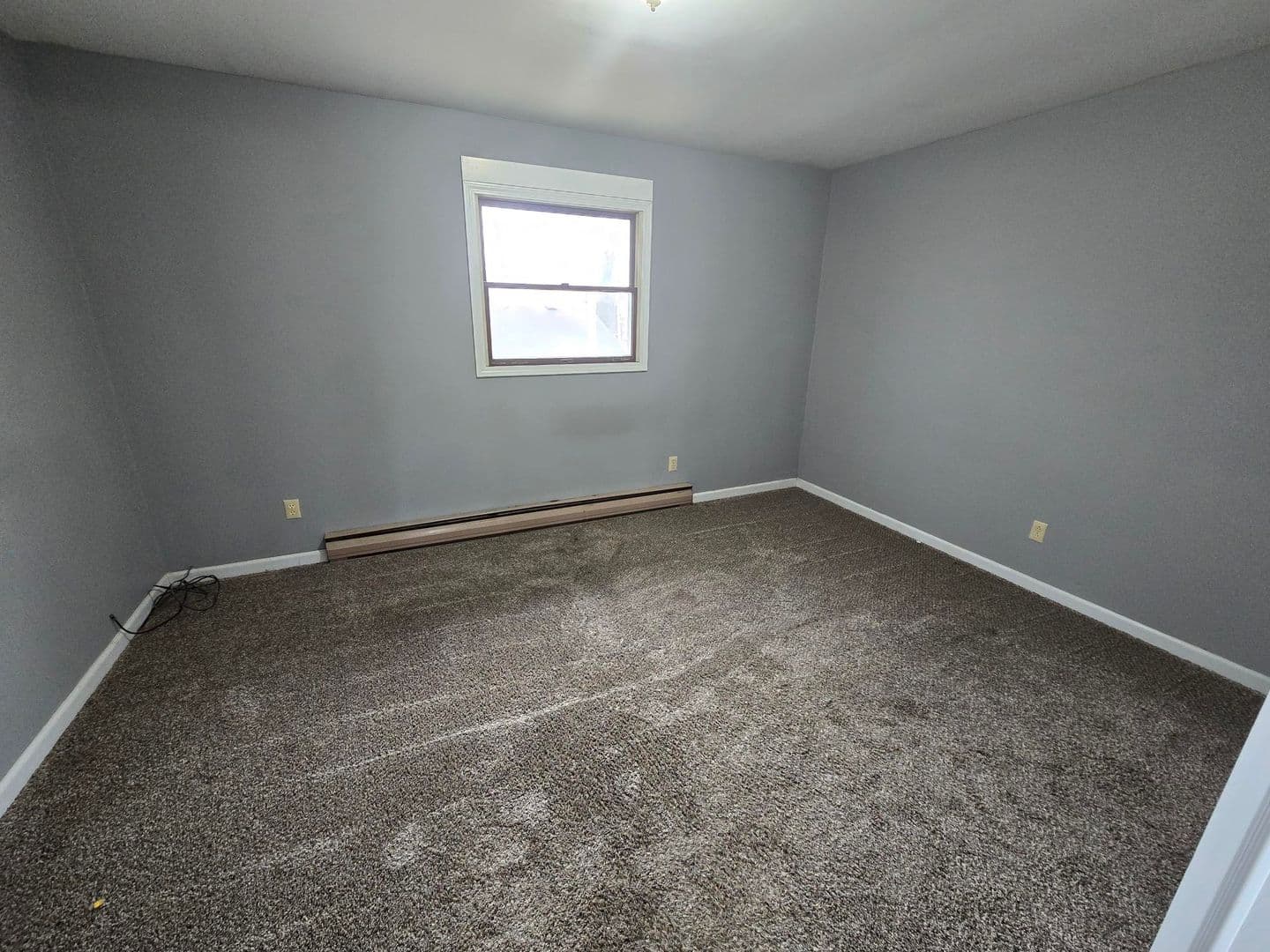 Herrin Apartment: 420 E Bryan St