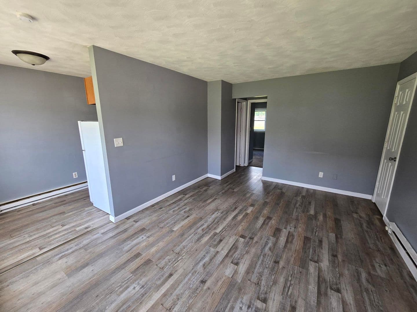 Marion Apartment: 1103 E Boyton St